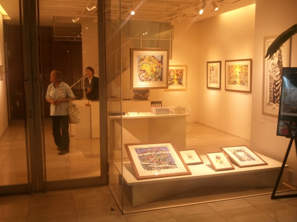 本日7月30日より、広島にて睦稔木版画展がスタート。…